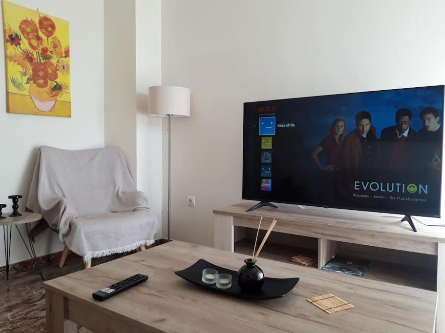 Comfort Apartment In The City Kalamata Ngoại thất bức ảnh